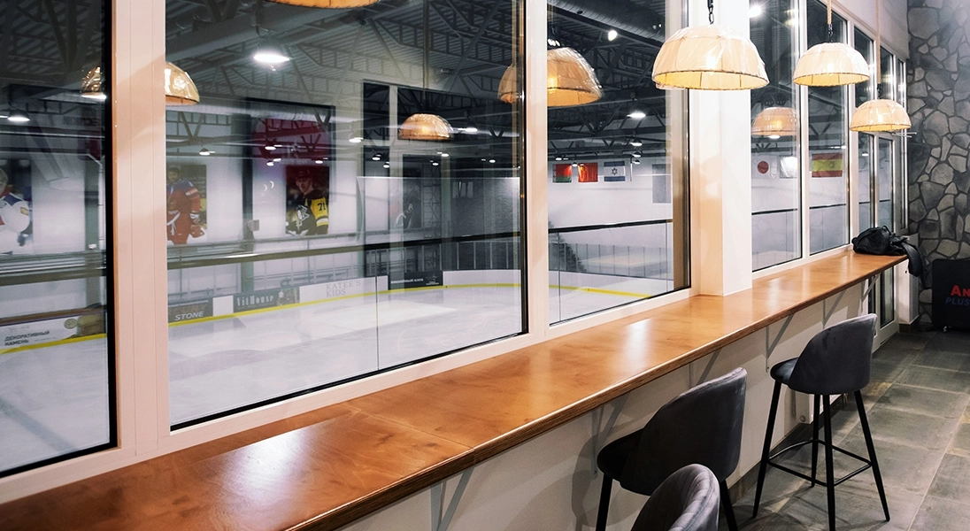 Ледовый дворец «Ангелы Плющенко», построенный совместно с компанией PROSTOR, введен в эксплуатацию в конце 2023 года